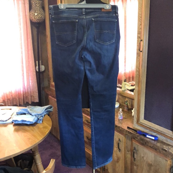 Great pair of Lucky Brand Regular Jeans size 12/31 - Picture 4 of 15